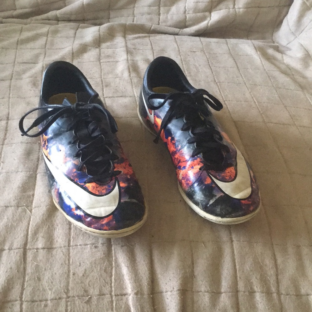 Indoor soccer shoes boys